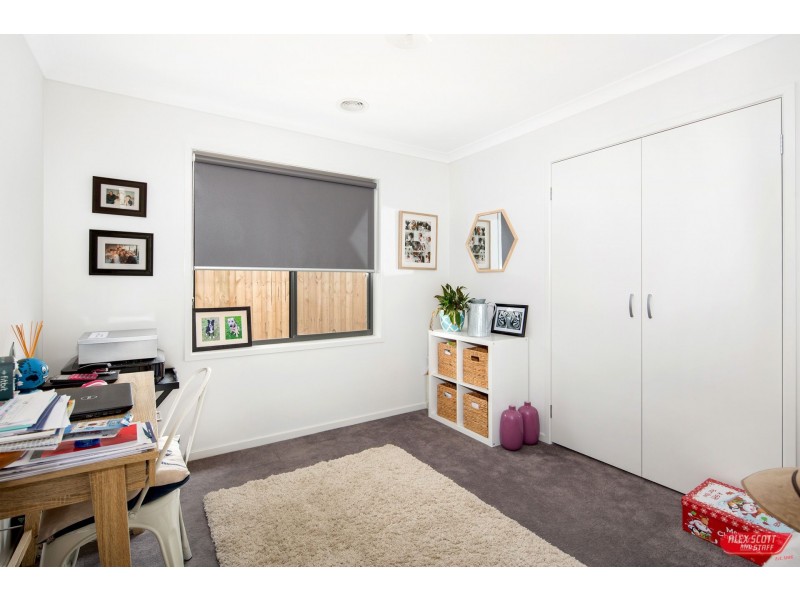 15 CITADEL WAY, Inverloch VIC 3996