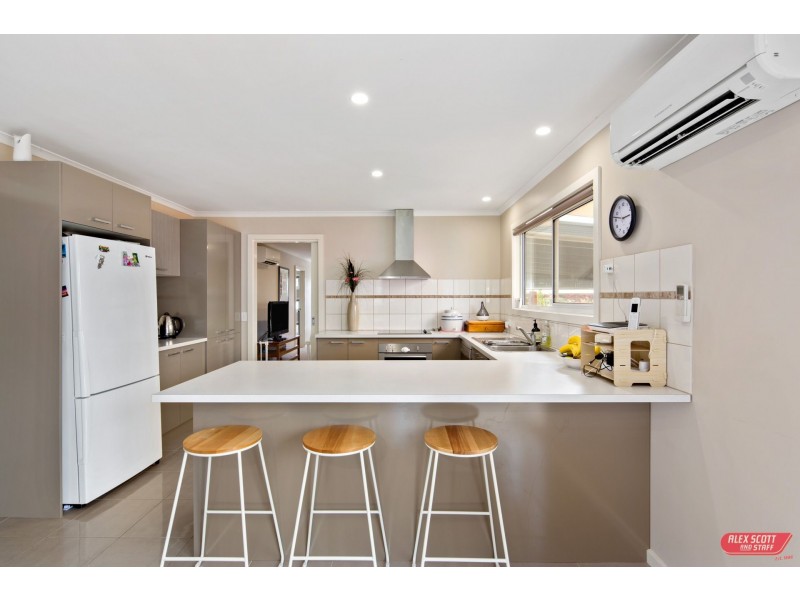 37 TULLOCH STREET, Dalyston VIC 3992