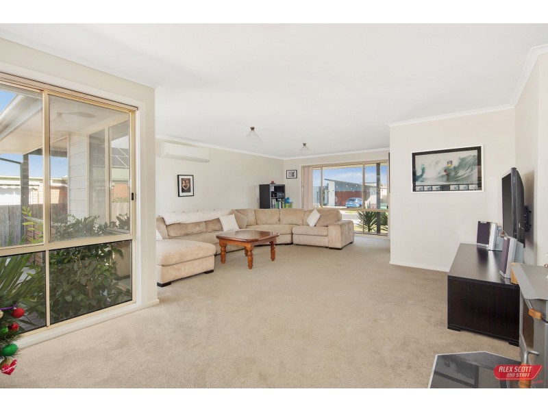 21 OXFORD WAY, Wonthaggi VIC 3995