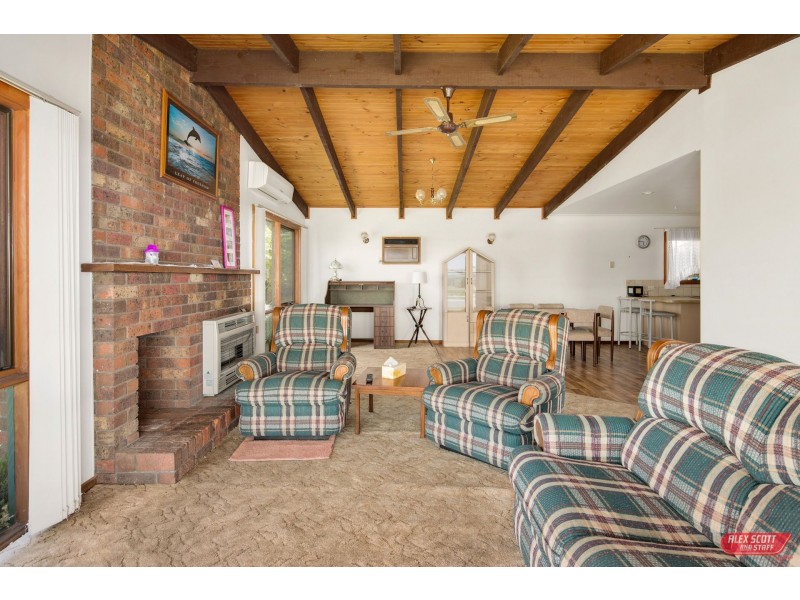 26 VICARS AVENUE, Wonthaggi VIC 3995