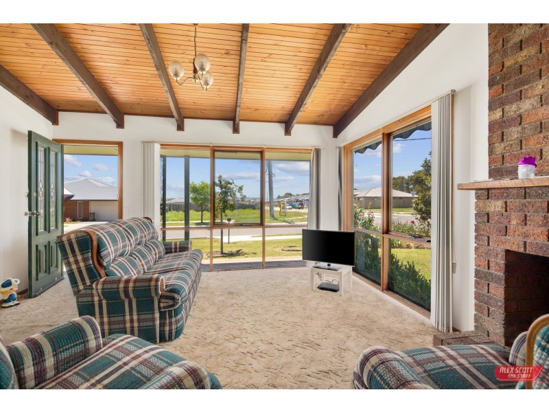 26 VICARS AVENUE, Wonthaggi VIC 3995