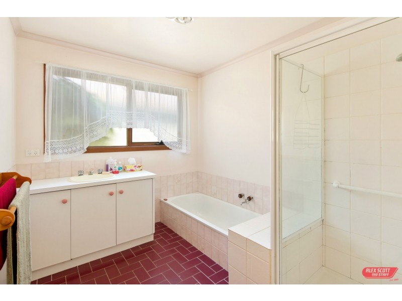 26 VICARS AVENUE, Wonthaggi VIC 3995