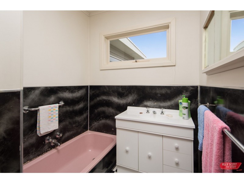 3 STRICKLAND STREET, Wonthaggi VIC 3995