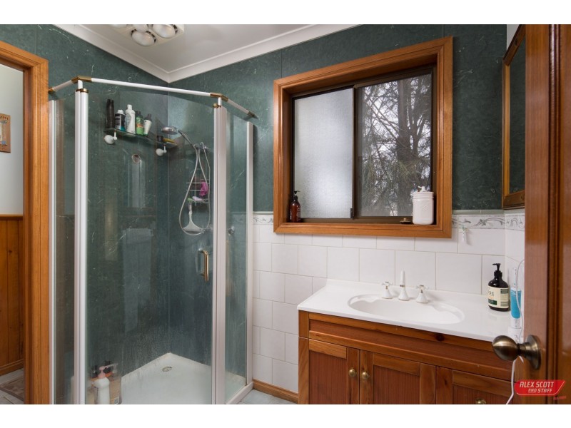 100 KIRRAK ROAD, Wonthaggi VIC 3995