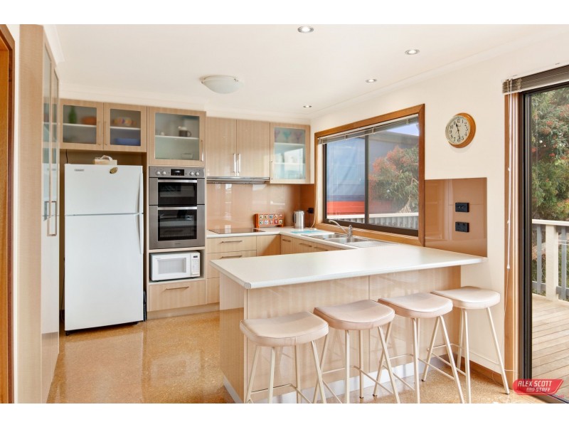 75 ANCHOR PARADE, Cape Paterson VIC 3995