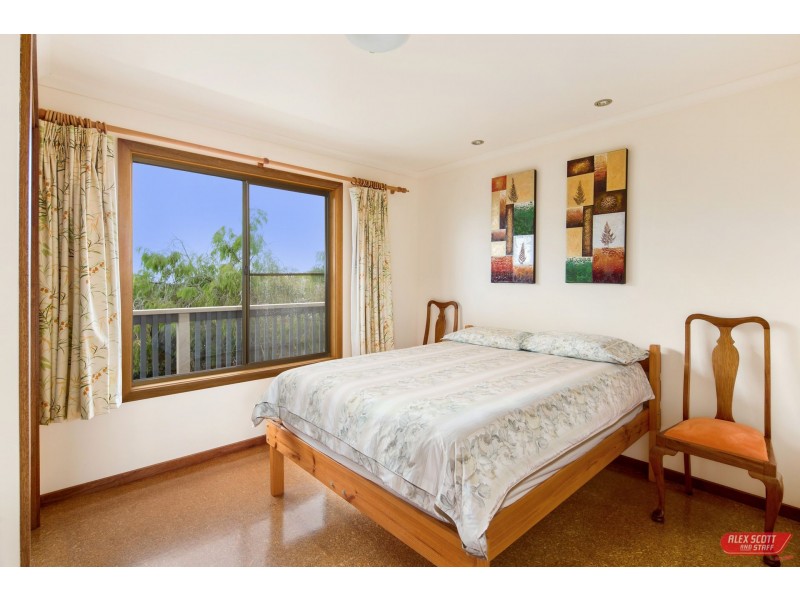 75 ANCHOR PARADE, Cape Paterson VIC 3995