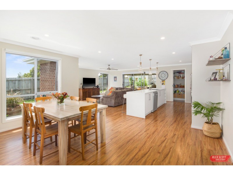 1 WILLIAMSONS WALK, Wonthaggi VIC 3995