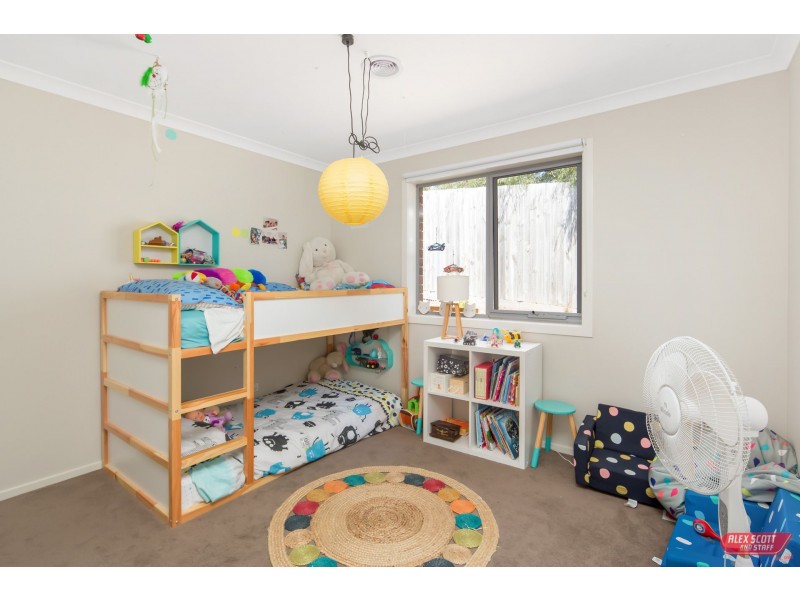 1 WILLIAMSONS WALK, Wonthaggi VIC 3995