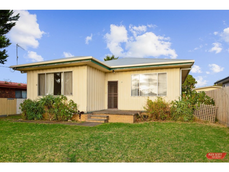 26 WALLACE STREET, Wonthaggi VIC 3995