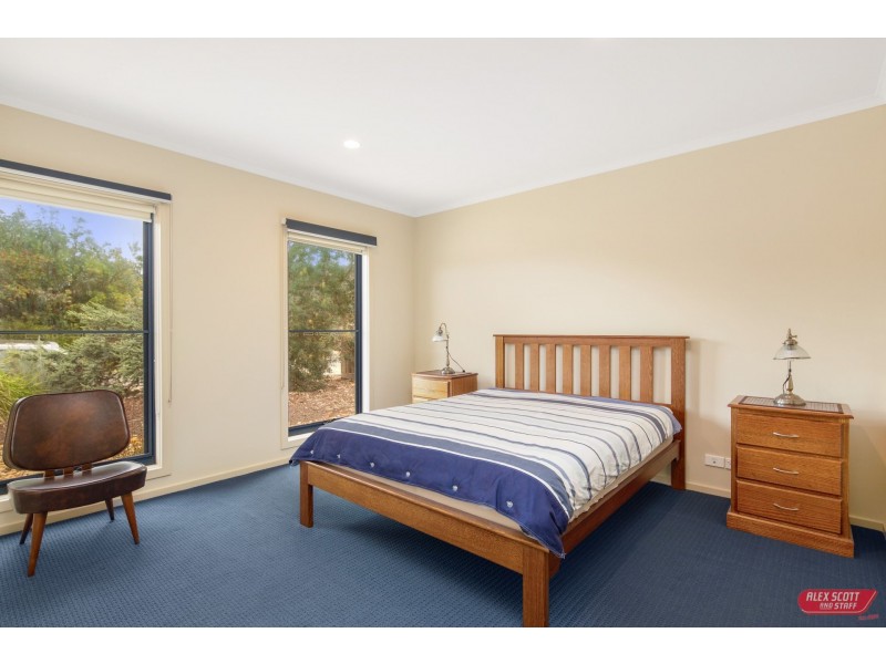 21 BLUE WATER CIRCLE, Cape Paterson VIC 3995