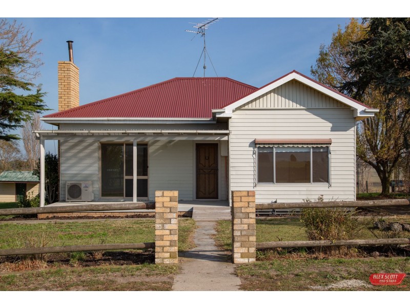 390 OUTTRIM- INVERLOCH ROAD, Kongwak VIC 3951