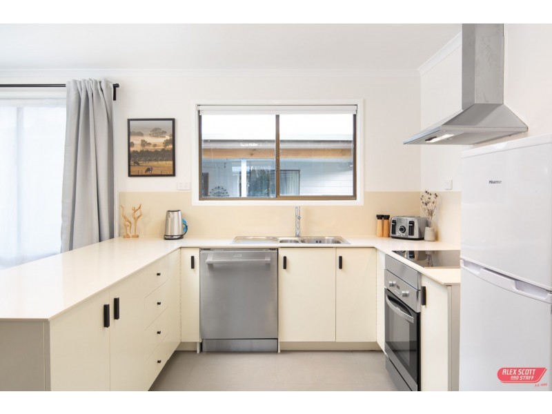 22 HULL STREET, Wonthaggi VIC 3995