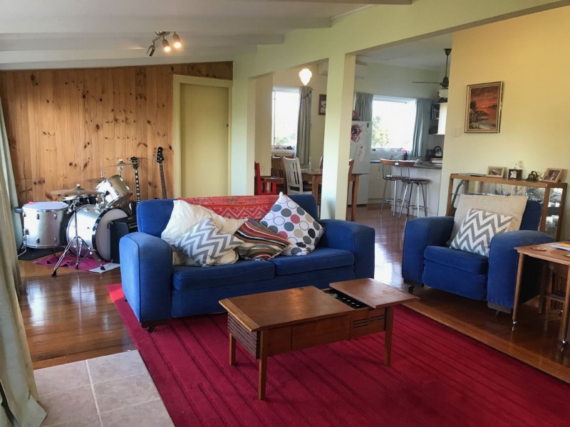 13 WALKER STREET, Dalyston VIC 3992