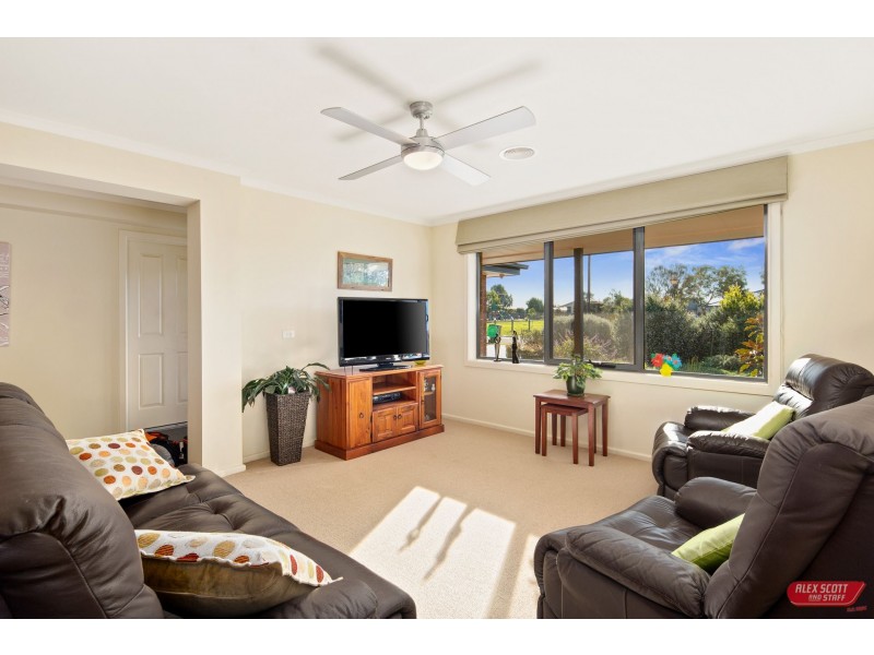 14 SUSSEX COURT, Wonthaggi VIC 3995