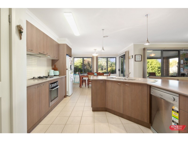14 SUSSEX COURT, Wonthaggi VIC 3995