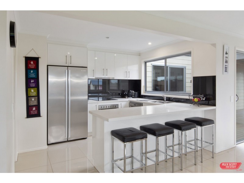 46 LYNNES ROAD, Wattle Bank VIC 3995