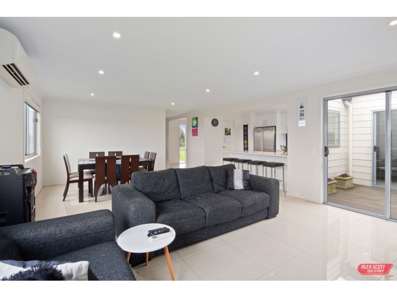46 LYNNES ROAD, Wattle Bank VIC 3995