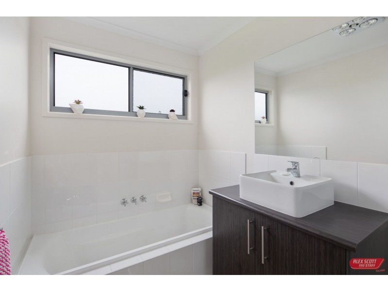 46 LYNNES ROAD, Wattle Bank VIC 3995