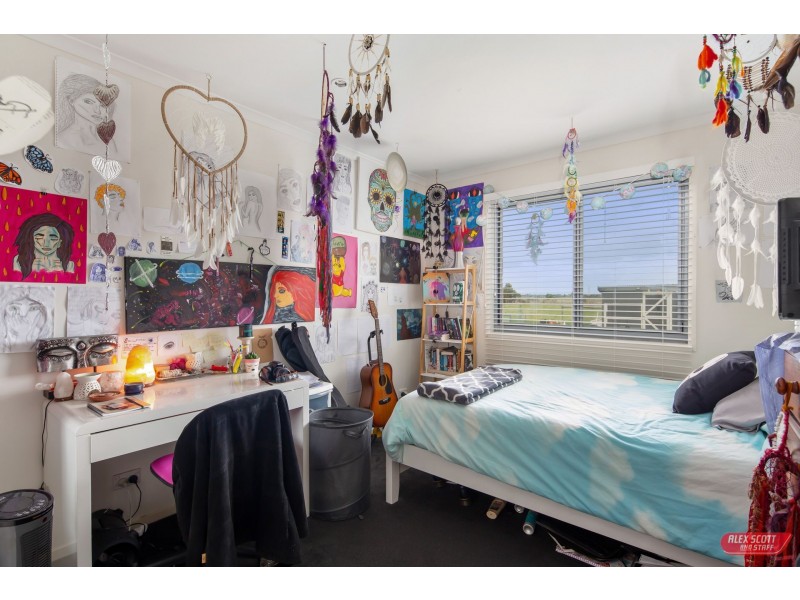 46 LYNNES ROAD, Wattle Bank VIC 3995