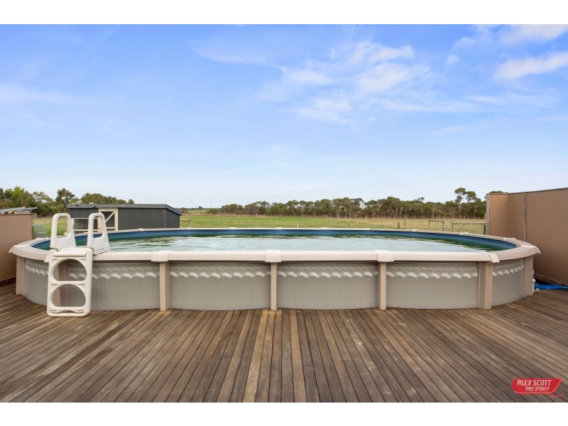 46 LYNNES ROAD, Wattle Bank VIC 3995