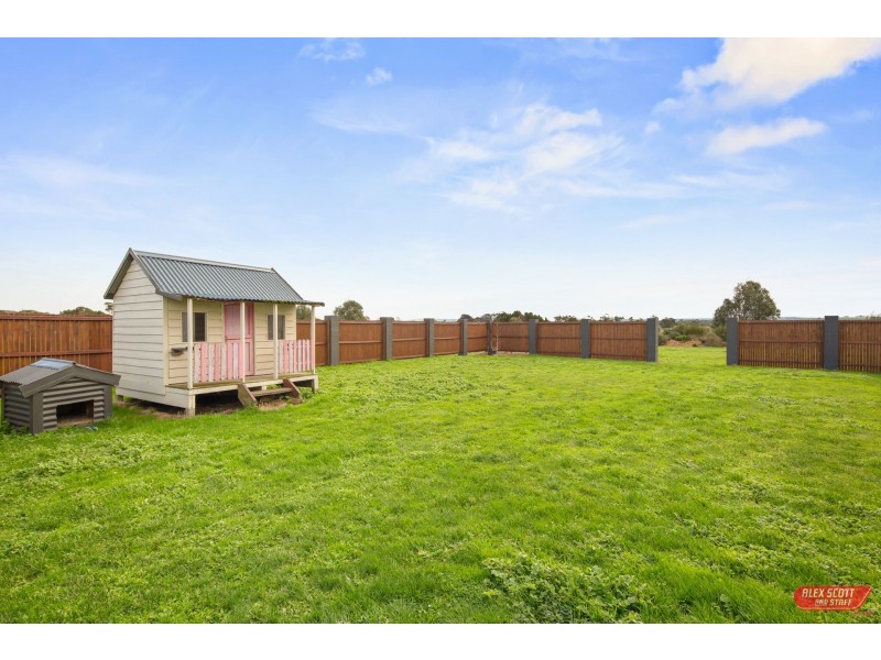 46 LYNNES ROAD, Wattle Bank VIC 3995