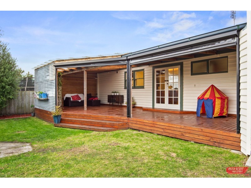 21 NELSON STREET, Wonthaggi VIC 3995