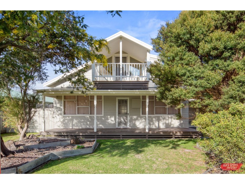 10 BENT STREET, Wonthaggi VIC 3995