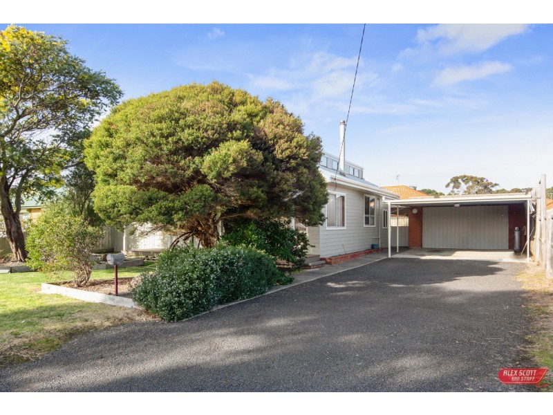 10 BENT STREET, Wonthaggi VIC 3995