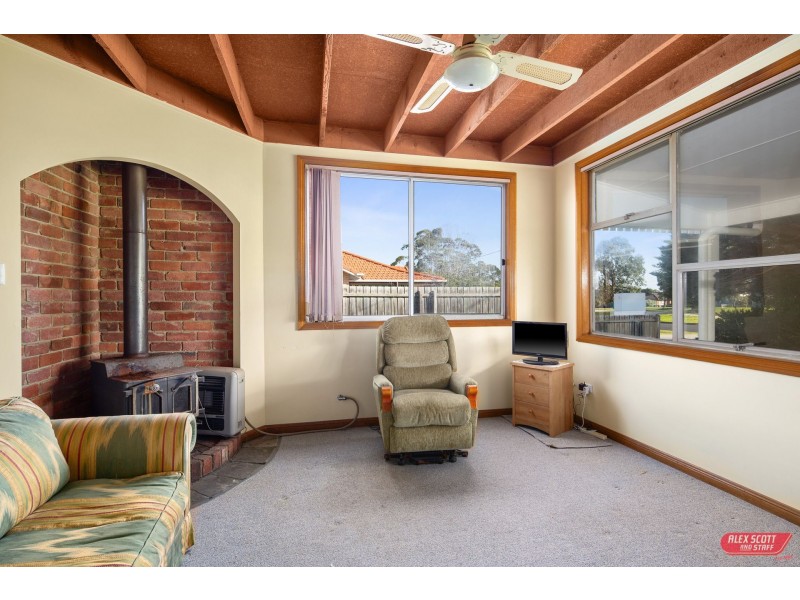 10 BENT STREET, Wonthaggi VIC 3995