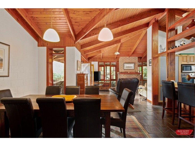 17 PARK PARADE ROAD, Cape Paterson VIC 3995