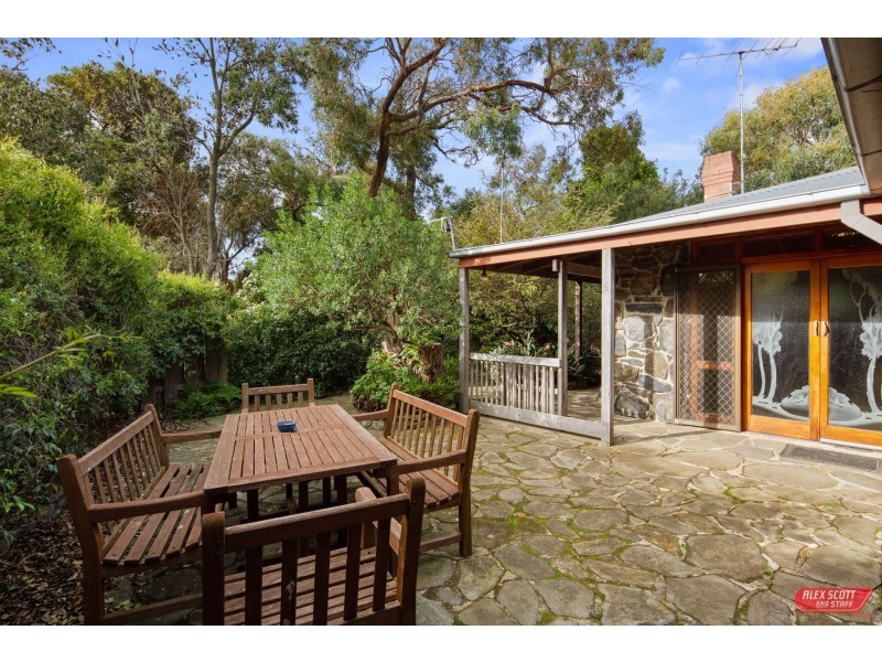 17 PARK PARADE ROAD, Cape Paterson VIC 3995