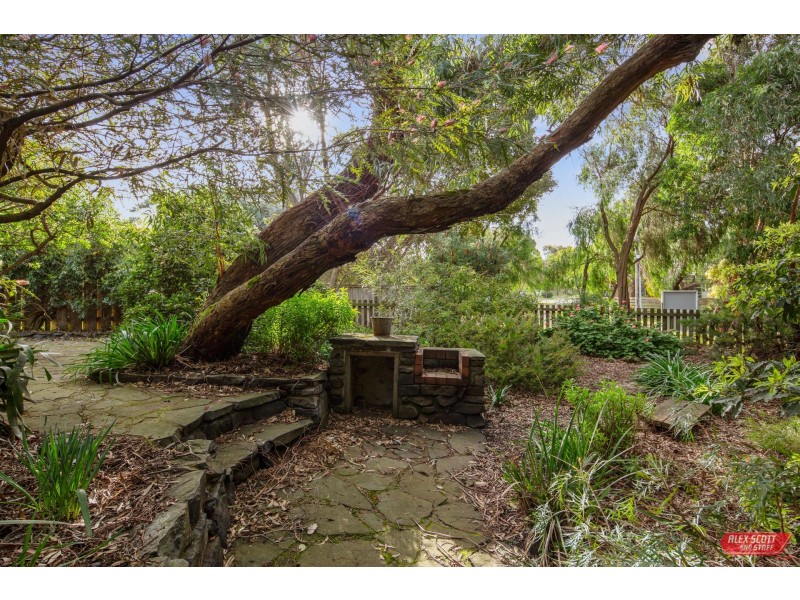 17 PARK PARADE ROAD, Cape Paterson VIC 3995