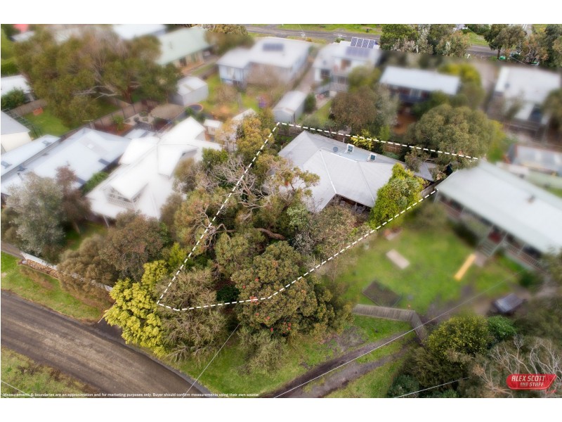 17 PARK PARADE ROAD, Cape Paterson VIC 3995