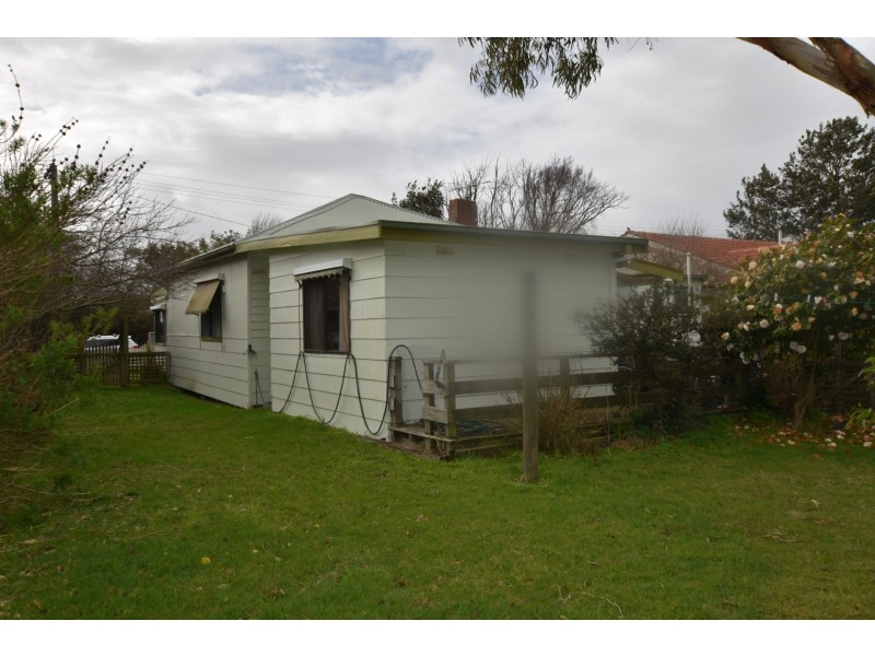 85 MERRIN CRESCENT, Wonthaggi VIC 3995