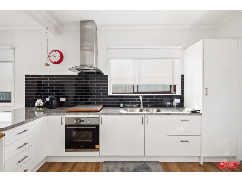 35 HUNTER STREET, Wonthaggi VIC 3995