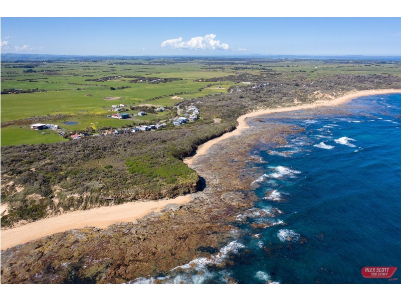 2 VIMINARIA RD, Harmers Haven VIC 3995