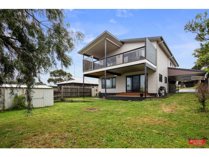 29 SPRAY STREET, Cape Paterson VIC 3995