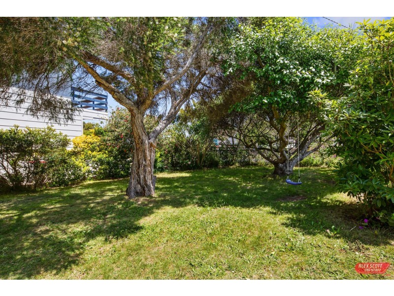 10 ANCHOR PARADE, Cape Paterson VIC 3995