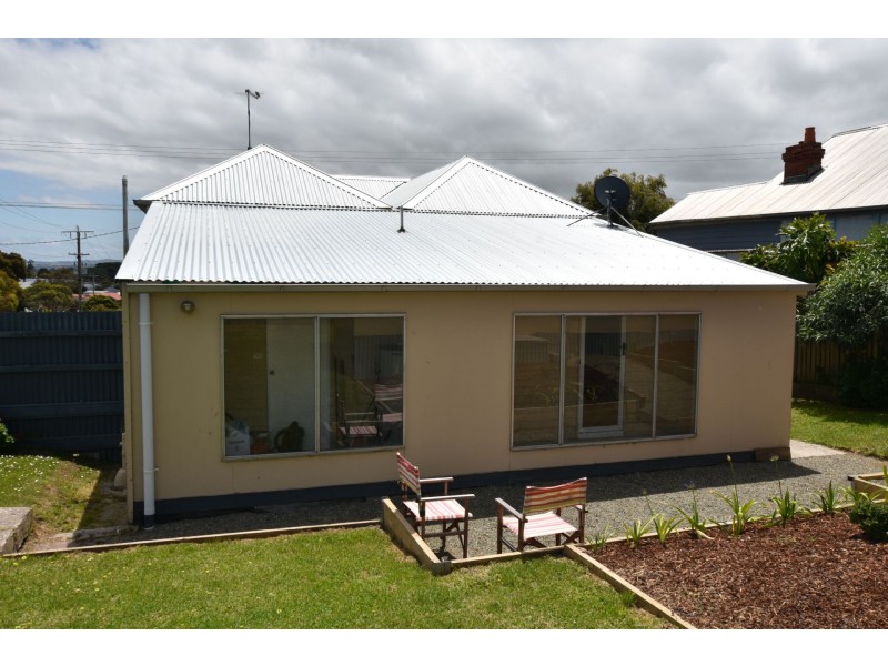 27 Hagelthorn Street, Wonthaggi VIC 3995