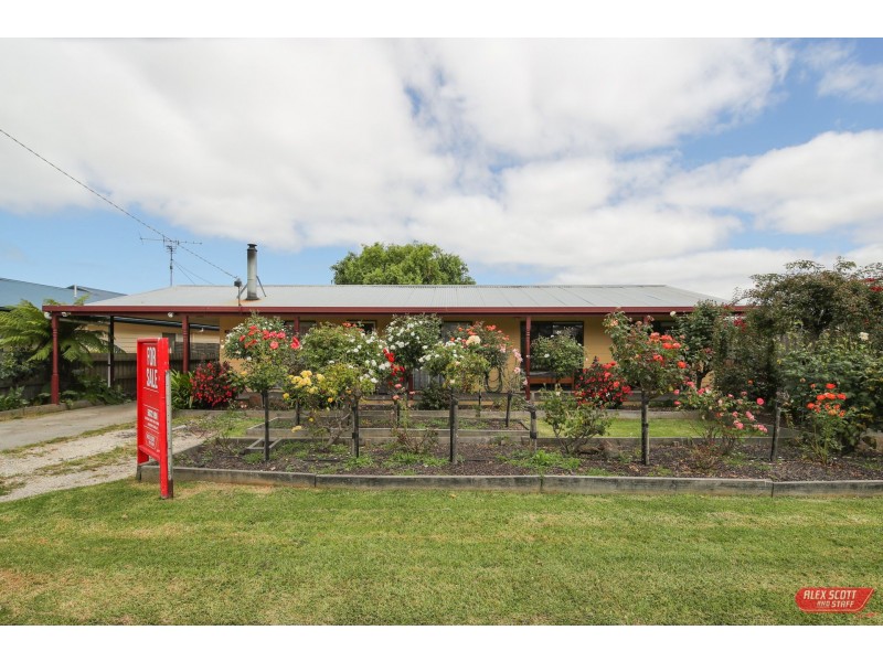 15 LYNDHURST STREET, Wonthaggi VIC 3995