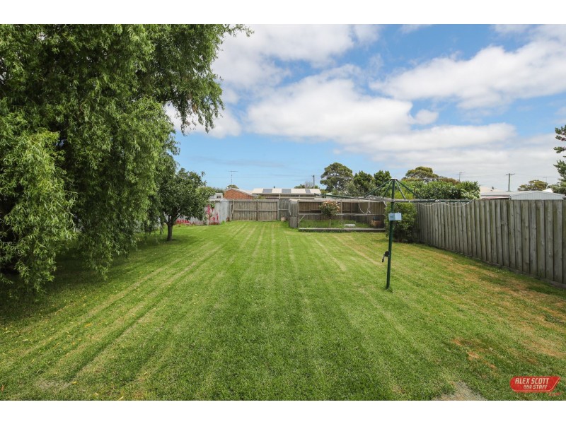 15 LYNDHURST STREET, Wonthaggi VIC 3995
