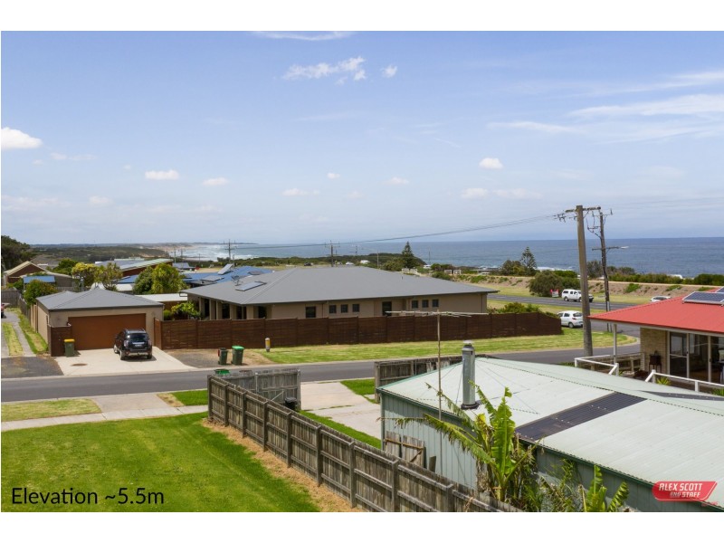 1 CAREW STREET, Kilcunda VIC 3995