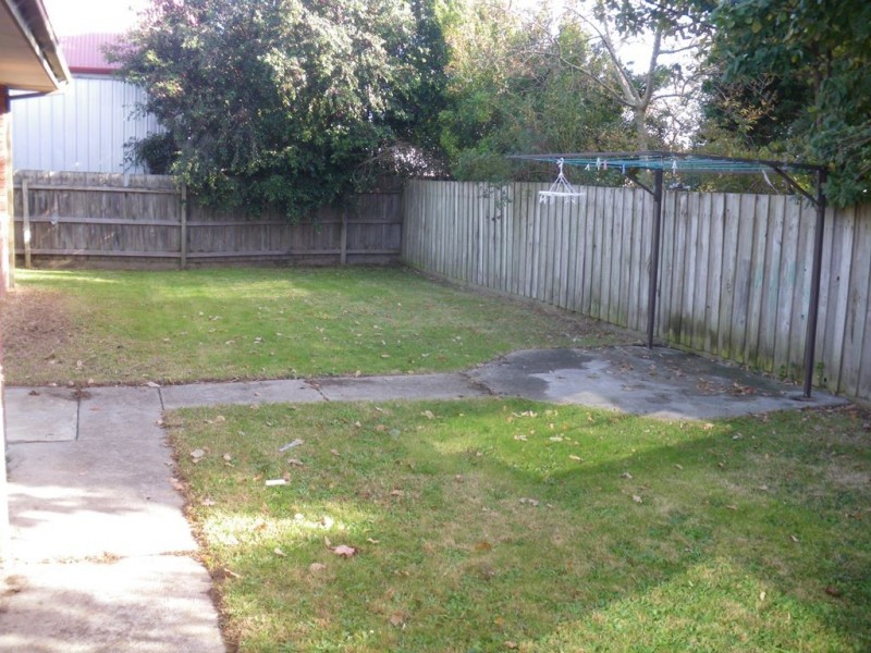 8 LEWIS AVENUE, Wonthaggi VIC 3995