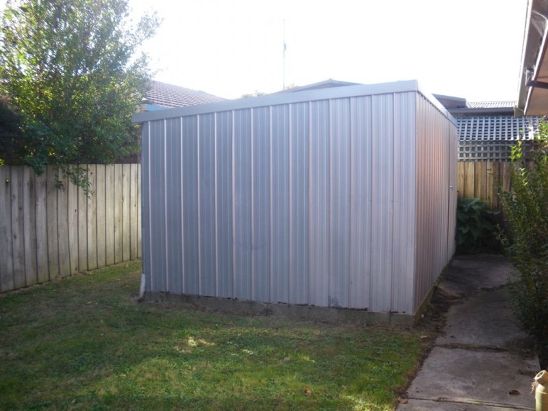 8 LEWIS AVENUE, Wonthaggi VIC 3995