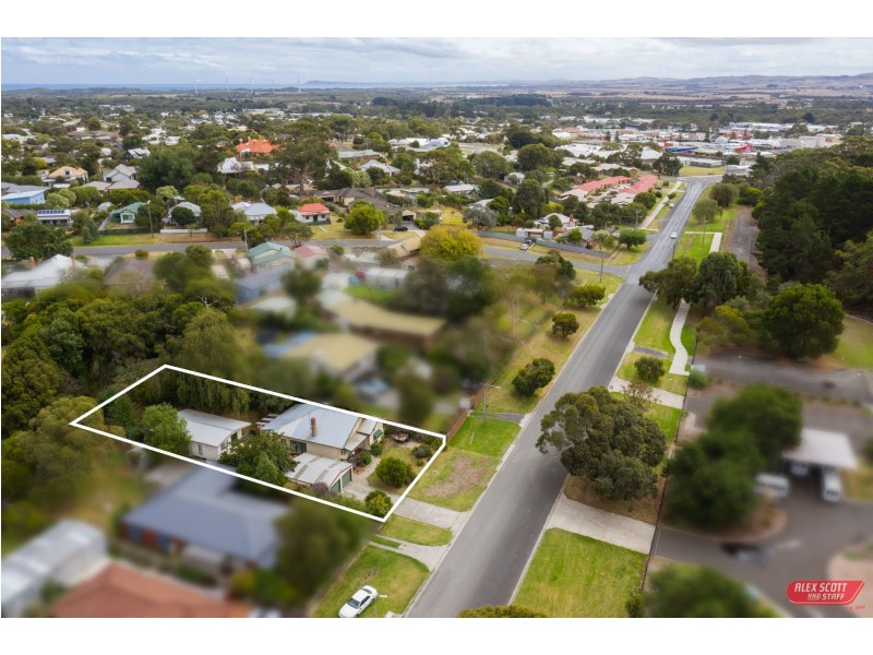 7 MCKENZIE STREET, Wonthaggi VIC 3995