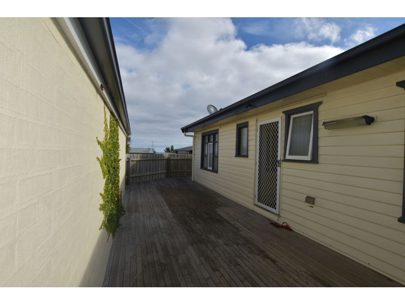 2 CAREW STREET, Kilcunda VIC 3995
