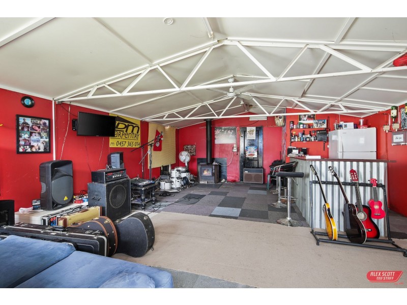 10 FULLER ROAD, Wonthaggi VIC 3995