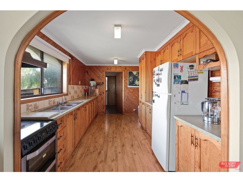 30 WHITE ROAD, Wonthaggi VIC 3995