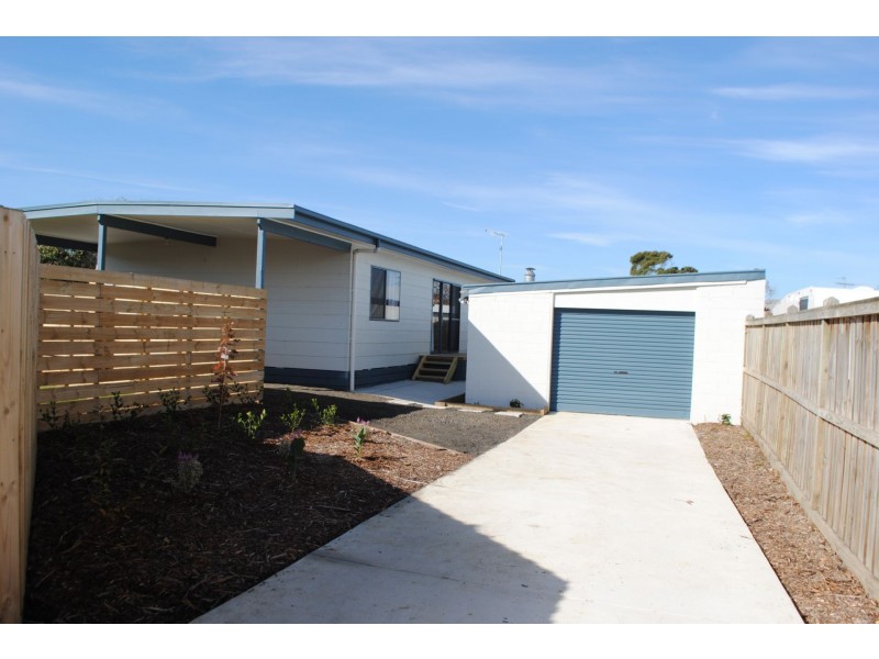 41B HUNTER STREET, Wonthaggi VIC 3995