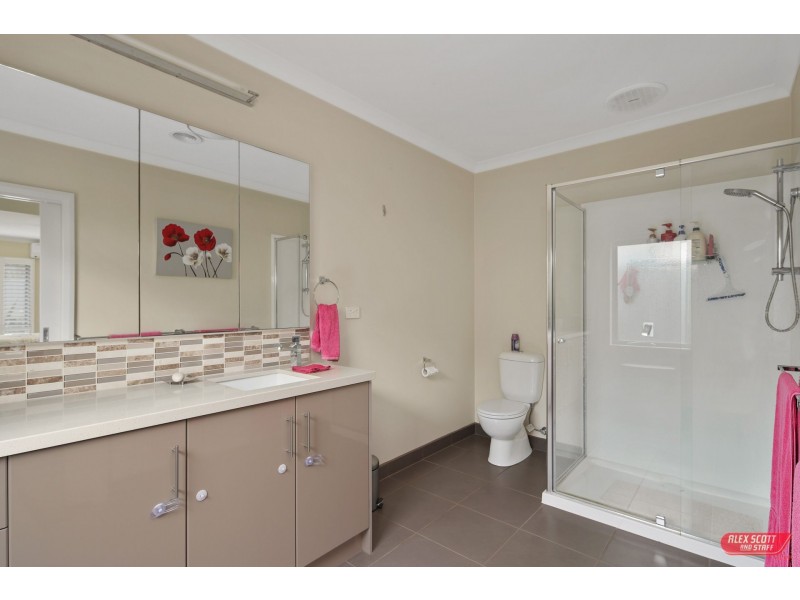 5 KALAMANA COURT, Wonthaggi VIC 3995